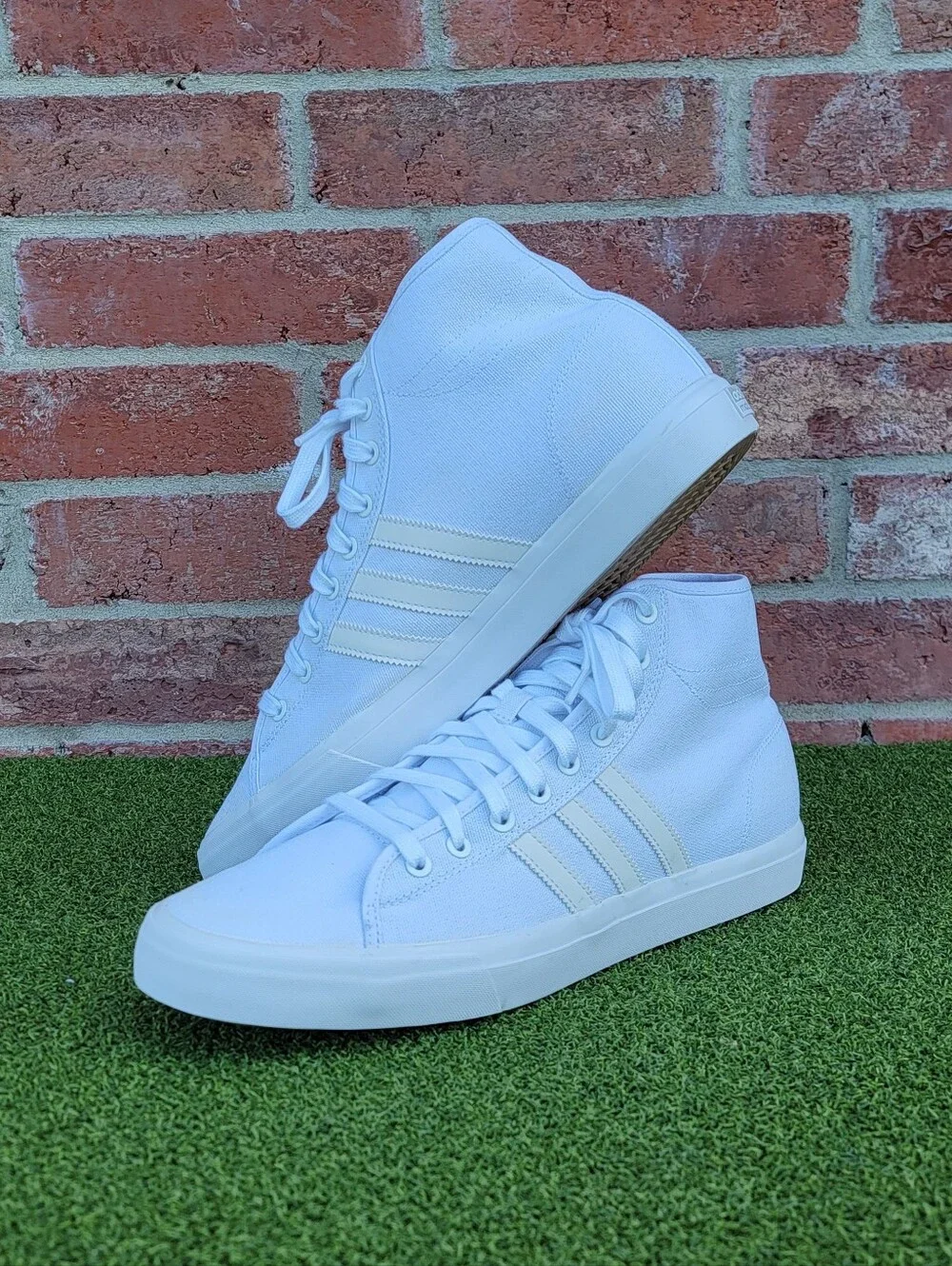 Mens ADIDAS ORIGINALS Matchcourt Hi Triple White Sneakers ~ US Size 13